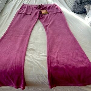 Y2K Juicy tracksuit pants Medium/NWT & top is L & used w/ tears (see photos).